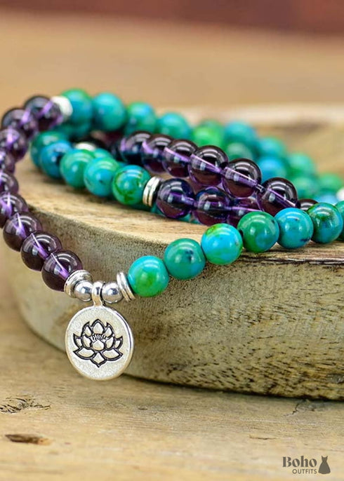 Collar bohemio de yoga y meditación espiritual de loto